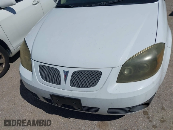2008 Pontiac G5 with VIN 1G2AL18F887217488, listed as a IAAI auction lot 41726062 with 1 mi miles. Bid and sale history available at carsss.com. Image 6.