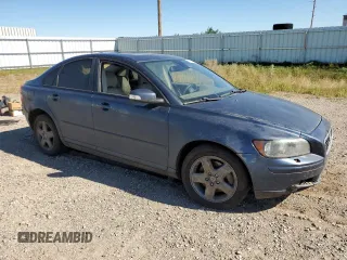 2007 Volvo S40 2.5L Turbo with VIN YV1MH682972314712, listed as a Copart auction lot 69007104 with 144,101 mi miles and Salvage Title. Bid and sale history available at carsss.com. Image 4.