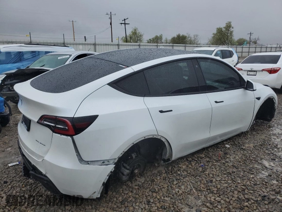 2020 Tesla Model Y Long Range z VIN 5YJYGDEE4LF052702, wystawiony jako Copart lot #53243385 z przebiegiem 75 917 mil mil oraz Szkoda całkowita • Salvage title. Historia ofert i sprzedaży dostępna na DreamBid. Obrazek 3.
