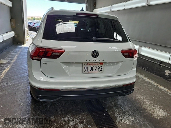 2024 Volkswagen Tiguan SE с VIN 3VV3B7AX0RM096462, выставлен на аукционе IAAI как лот 42844462 с пробегом 33 442 миль миль и . История ставок и продаж доступна на DreamBid. Изображение 12.