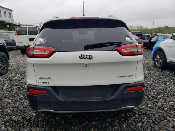 2017 Jeep Cherokee Limited with VIN 1C4PJMDB1HW562142, listed as a Copart auction lot 55366515 with 201,577 mi miles and Salvage title. Bid and sale history available at DreamBid. Image 6.