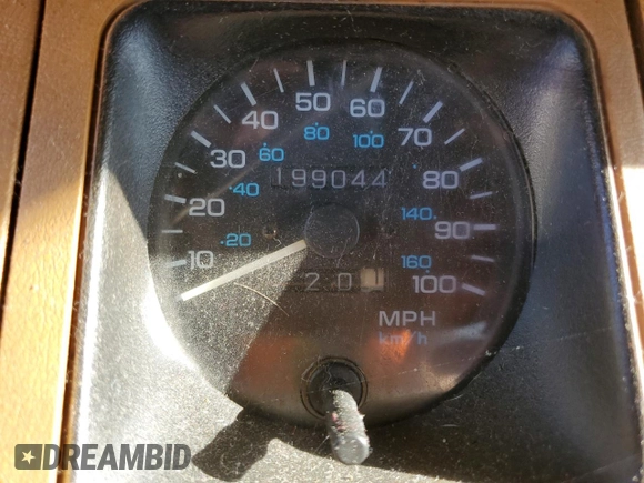 1995 Jeep Wrangler S z VIN 1J4FY19P8SP300768, wystawiony jako Copart lot #54414255 z przebiegiem 199 044 mil mil oraz Szkoda całkowita • Salvage title. Historia ofert i sprzedaży dostępna na DreamBid. Obrazek 9.