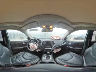 2014 Jeep Cherokee Trailhawk z VIN 1C4PJMBS1EW284275, wystawiony jako Copart lot #80191034 z przebiegiem 105 398 mil mil oraz Szkoda całkowita • Salvage title. Historia ofert i sprzedaży dostępna na DreamBid. Obrazek 14.