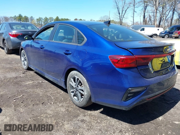 2020 Kia Forte GT-Line with VIN 3KPF34AD5LE243549, listed as a IAAI auction lot 41958210 with 46,382 mi miles. Bid and sale history available at carsss.com. Image 3.