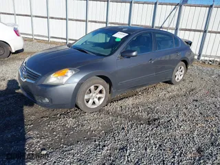 2009 Nissan Altima 2.5 S with VIN 1N4AL21E99N538882, listed as a IAAI auction lot 41358289 with 154,146 mi miles. Bid and sale history available at carsss.com. Image 18.