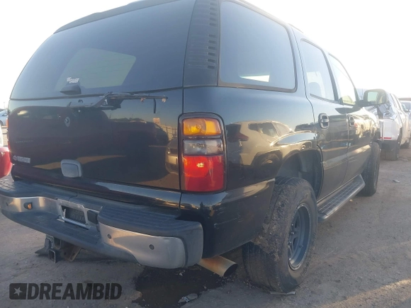 2006 Chevrolet Tahoe LT with VIN 1GNEC13TX6R114737, listed as a IAAI auction lot 41385454 with 131,234 mi miles. Bid and sale history available at carsss.com. Image 4.