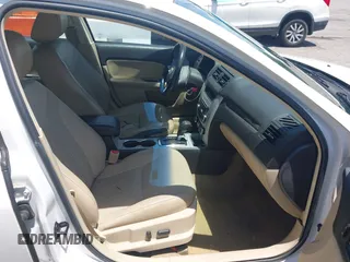 2011 Mercury Milan Premier with VIN 3MEHM0JG7BR603614, listed as a IAAI auction lot 42682798 with 216,166 mi miles and . Bid and sale history available at DreamBid. Image 5.
