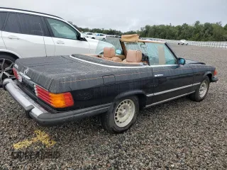 1984 Mercedes-Benz 380 with VIN WDBBA45A9EA011044, listed as a Copart auction lot 74674534 with 88,415 mi miles and Non Repairable. Bid and sale history available at carsss.com. Image 3.