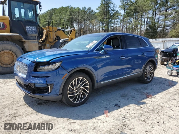 2020 Lincoln Nautilus Reserve z VIN 2LMPJ8KPXLBL11233, wystawiony jako Copart lot #51326025 z przebiegiem Nie podano mil oraz Szkoda całkowita • Salvage title. Historia ofert i sprzedaży dostępna na DreamBid. Obrazek 1.