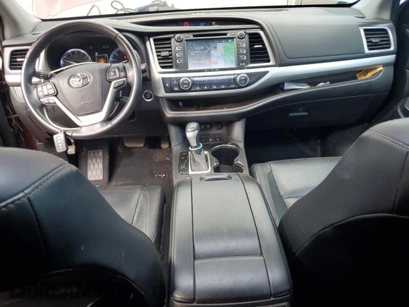 2018 Toyota Highlander SE with VIN 5TDJZRFH0JS874049, listed as a Copart auction lot 54959505 with 92,561 mi miles and Salvage title. Bid and sale history available at DreamBid. Image 8.