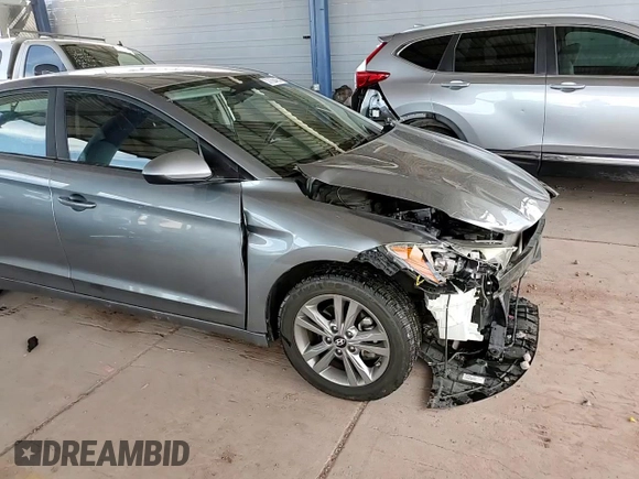 2018 Hyundai Elantra SEL z VIN KMHD84LF5JU637747, wystawiony jako Copart lot #53756485 z przebiegiem 77 576 mil mil oraz Szkoda całkowita • Salvage title. Historia ofert i sprzedaży dostępna na DreamBid. Obrazek 14.