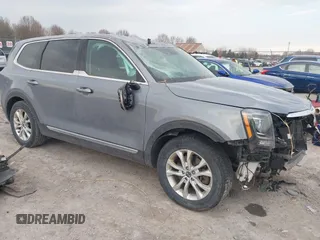 2020 Kia Telluride LX with VIN 5XYP2DHC6LG009458, listed as a IAAI auction lot 41839095 with 83,701 mi miles and . Bid and sale history available at carsss.com. Image 1.