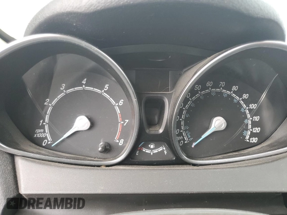 2019 Ford Fiesta SE z VIN 3FADP4BJ5KM144370, wystawiony jako Copart lot #49093915 z przebiegiem Nie podano mil oraz Szkoda całkowita • Salvage title. Historia ofert i sprzedaży dostępna na DreamBid. Obrazek 9.