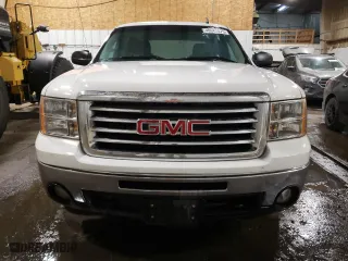 2013 GMC Sierra 1500 SLT with VIN 3GTP2WE76DG150052, listed as a Copart auction lot 48682575 with 105,384 mi miles and Clean Title. Bid and sale history available at carsss.com. Image 5.