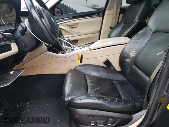 2012 BMW 5 Series 550i with VIN WBAFR9C55CDX78817, listed as a Copart auction lot 85811044 with Not Provided miles and Salvage Title. Bid and sale history available at carsss.com. Image 7.