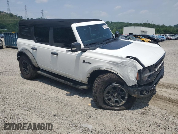 2023 Ford Bronco z VIN 1FMEE5DP9PLC00732, wystawiony jako Copart lot #60123165 z przebiegiem 10 672 mil mil oraz Szkoda całkowita • Salvage title. Historia ofert i sprzedaży dostępna na DreamBid. Obrazek 4.