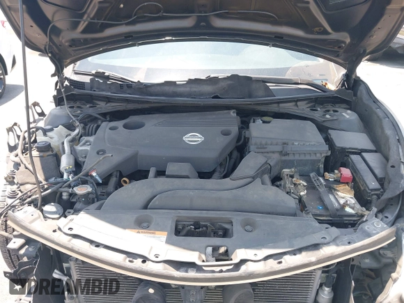 2013 Nissan Altima SL with VIN 1N4AL3AP9DN438569, listed as a IAAI auction lot 42713830 with 213,978 mi miles and . Bid and sale history available at DreamBid. Image 10.