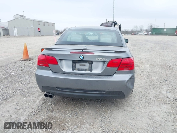 2013 BMW 3 Series 328i with VIN WBADW3C50DJ525517, listed as a IAAI auction lot 41905268 with 99,534 mi miles. Bid and sale history available at carsss.com. Image 16.