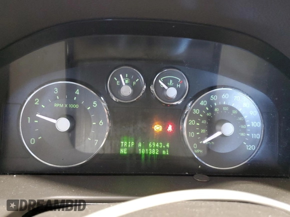 2007 Mercury Milan Premier with VIN 3MEHM08Z47R641154, listed as a Copart auction lot 67694614 with 101,382 mi miles and Salvage Title. Bid and sale history available at carsss.com. Image 9.
