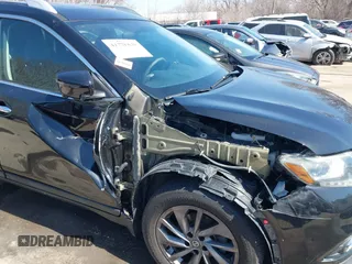 2016 Nissan Rogue SV z VIN 5N1AT2MV1GC896150, wystawiony jako IAAI lot #41776638 z przebiegiem 66 781 mil mil oraz . Historia ofert i sprzedaży dostępna na DreamBid. Obrazek 6.