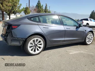 2023 Tesla Model 3 z VIN 5YJ3E1EAXPF583968, wystawiony jako Copart lot #63994085 z przebiegiem 23 723 mil mil oraz Szkoda całkowita • Salvage title. Historia ofert i sprzedaży dostępna na DreamBid. Obrazek 3.
