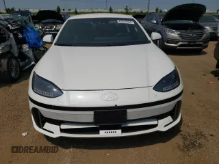 2023 Hyundai Ioniq 6 Preferred z VIN KMHM34AC6PA049017, wystawiony jako Copart lot #63924084 z przebiegiem 9536 mil mil oraz Szkoda całkowita • Salvage title. Historia ofert i sprzedaży dostępna na DreamBid. Obrazek 5.
