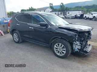 2017 Nissan Rogue S z VIN KNMAT2MV5HP606443, wystawiony jako IAAI lot #42781529 z przebiegiem 77 101 mil mil oraz . Historia ofert i sprzedaży dostępna na DreamBid. Obrazek 1.