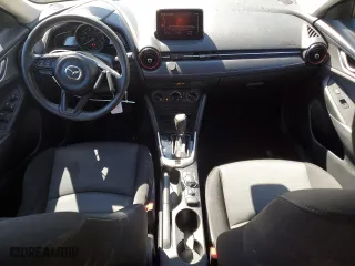 2018 Mazda CX-3 Sport with VIN JM1DKFB72J1330453, listed as a Copart auction lot 53527165 with 82,782 mi miles and Salvage Title. Bid and sale history available at carsss.com. Image 8.