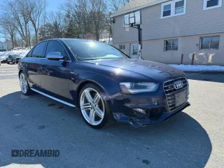 2014 Audi S4 Premium Plus with VIN WAUBGAFL1EA005704, listed as a Copart auction lot 47622955 with 158,010 mi miles and Clean Title. Bid and sale history available at carsss.com. Image 1.