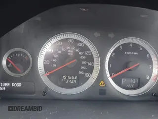 2013 Volvo XC90 Premier Plus с VIN YV4952CZ4D1639915, выставлен на аукционе IAAI как лот 42206226 с пробегом 191 653 миль миль и . История ставок и продаж доступна на DreamBid. Изображение 7.