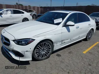 2023 Mercedes-Benz C 300 z VIN W1KAF4GB8PR133974, wystawiony jako IAAI lot #41966176 z przebiegiem 21 289 mil mil oraz . Historia ofert i sprzedaży dostępna na DreamBid. Obrazek 18.
