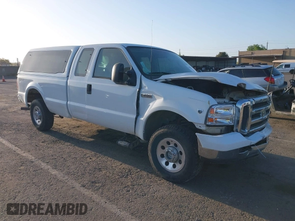 2005 Ford Super Duty F-250 XL with VIN 1FTSX21Y25EB33793, listed as a IAAI auction lot 42068623 with 128,726 mi miles. Bid and sale history available at carsss.com. Image 1.