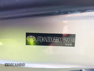 2011 Toyota Prius I with VIN JTDKN3DU5B0289274, listed as a IAAI auction lot 40934391 with 98,154 mi miles. Bid and sale history available at carsss.com. Image 9.