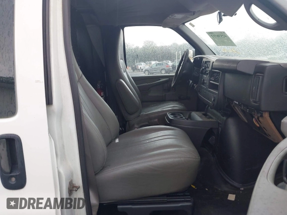 2012 Chevrolet Express Cargo with VIN 1GCSGAFX8C1178767, listed as a IAAI auction lot 42538712 with Not provided miles and . Bid and sale history available at DreamBid. Image 5.