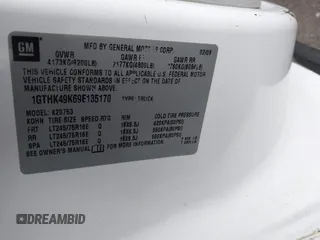 2009 GMC Sierra 2500HD z VIN 1GTHK49K69E135170, wystawiony jako IAAI lot #40495900 z przebiegiem 209 739 mil mil oraz . Historia ofert i sprzedaży dostępna na DreamBid. Obrazek 9.