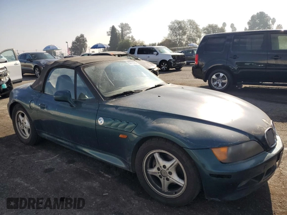 1997 BMW 3 Series 1.9L with VIN 4USCH7322VLB77986, listed as a Copart auction lot 83723584 with 88,712 mi miles and Clean Title. Bid and sale history available at carsss.com. Image 4.