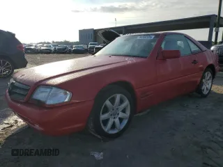 1997 Mercedes-Benz SL-Class with VIN WDBFA63F1VF151359, listed as a Copart auction lot 76164124 with 98,760 mi miles and Clean Title. Bid and sale history available at carsss.com. Image 1.