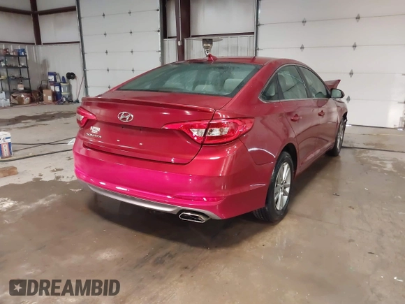 2015 Hyundai Sonata 2.4L SE with VIN 5NPE24AF9FH059327, listed as a IAAI auction lot 41416006 with 127,433 mi miles. Bid and sale history available at carsss.com. Image 4.