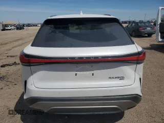 2024 Lexus RX 350h z VIN 2T2BBMCA9RC044401, wystawiony jako Copart lot #55768825 z przebiegiem 15 973 mil mil oraz Szkoda całkowita • Salvage title. Historia ofert i sprzedaży dostępna na DreamBid. Obrazek 6.