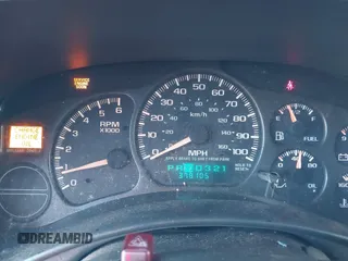 2001 Chevrolet Tahoe LS z VIN 1GNEC13T61R208266, wystawiony jako IAAI lot #41370967 z przebiegiem 378 105 mil mil oraz . Historia ofert i sprzedaży dostępna na DreamBid. Obrazek 7.