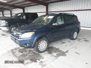 2006 Toyota RAV4 with VIN JTMZD33V266014430, listed as a IAAI auction lot 41820953 with 181,962 mi miles. Bid and sale history available at carsss.com. Image 2.