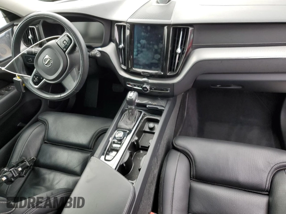 2018 Volvo XC60 Inscription with VIN LYVA22RL2JB109930, listed as a Copart auction lot 84830384 with 64,318 mi miles and Salvage Title. Bid and sale history available at DreamBid. Image 8.