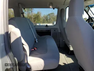 2010 Ford Econoline Passenger XL с VIN 1FBNE3BL1ADA45544, выставлен на аукционе Copart как лот 46173945 с пробегом 81 132 миль миль и Списание • Salvage title. История ставок и продаж доступна на DreamBid. Изображение 11.