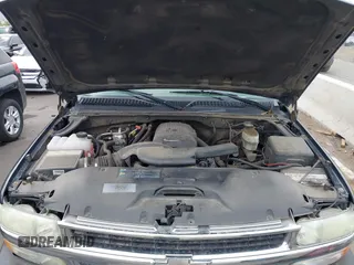 2004 Chevrolet Tahoe LT with VIN 1GNEK13T54J146851, listed as a IAAI auction lot 41990571 with 172,025 mi miles. Bid and sale history available at carsss.com. Image 10.