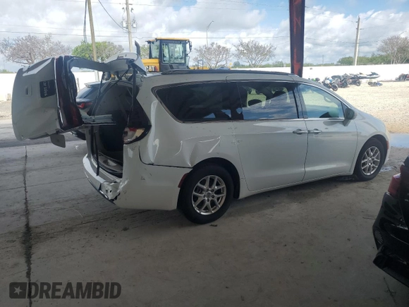 2021 Chrysler Pacifica Touring L z VIN 2C4RC1BG8MR597943, wystawiony jako Copart lot #56707255 z przebiegiem 141 938 mil mil oraz Nie do naprawy • Non repairable. Historia ofert i sprzedaży dostępna na DreamBid. Obrazek 3.