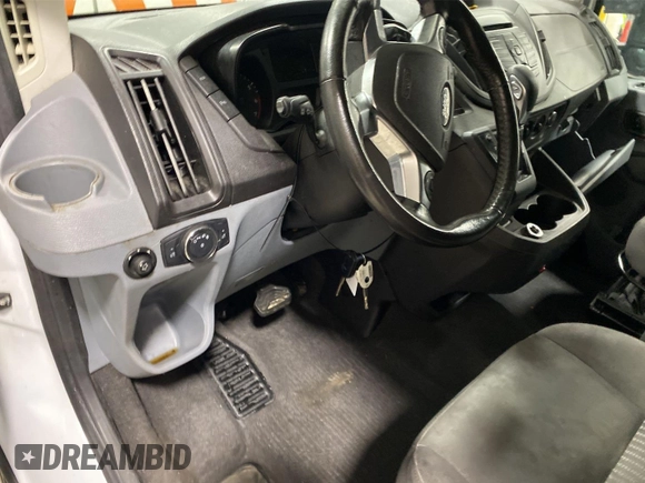 2019 Ford Transit with VIN 1FTYR1YG2KKB48206, listed as a IAAI auction lot 42132373 with 92,513 mi miles and . Bid and sale history available at carsss.com. Image 1.