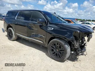 2023 GMC Yukon XL Denali with VIN 1GKS2JKT2PR438920, listed as a Copart auction lot 69749244 with 23,817 mi miles and Salvage Title. Bid and sale history available at DreamBid. Image 4.