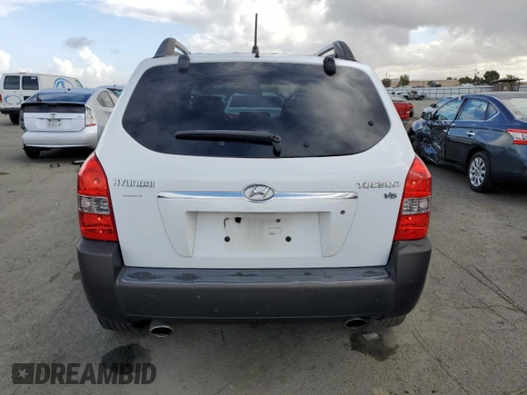 2005 Hyundai Tucson GLS with VIN KM8JN12D15U068721, listed as a Copart auction lot 80925064 with 105,854 mi miles and Clean Title. Bid and sale history available at carsss.com. Image 6.
