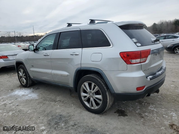 2011 Jeep Grand Cherokee Laredo with VIN 1J4RR4GT5BC647400, listed as a Copart auction lot 88588375 with 175,155 mi miles and Clean Title. Bid and sale history available at carsss.com. Image 2.