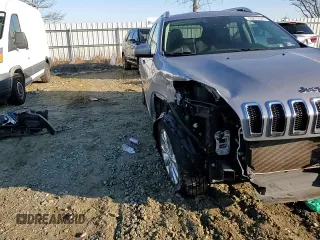 2017 Jeep Cherokee Overland с VIN 1C4PJMJS5HW665021, выставлен на аукционе Copart как лот 50872945 с пробегом 98 502 миль миль и Списание • Salvage title. История ставок и продаж доступна на DreamBid. Изображение 12.